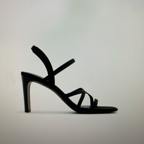 High heel sandals (size 9) - Picture 2 of 5